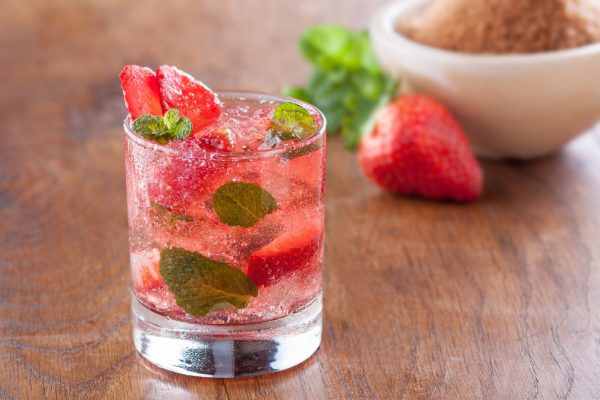 Cocktail mâm xôi – Thức uống màu hồng đầy quyến rũ lại rất ngon