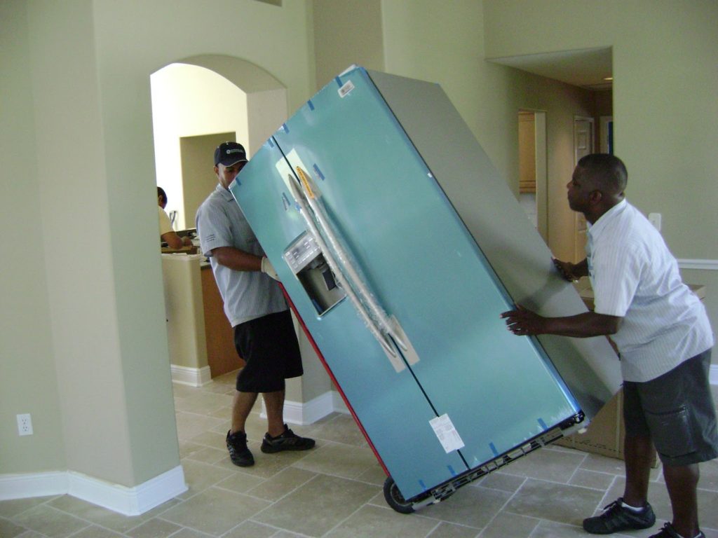Các mẹo di chuyển tủ lạnh dễ dàng khi chuyển nhà