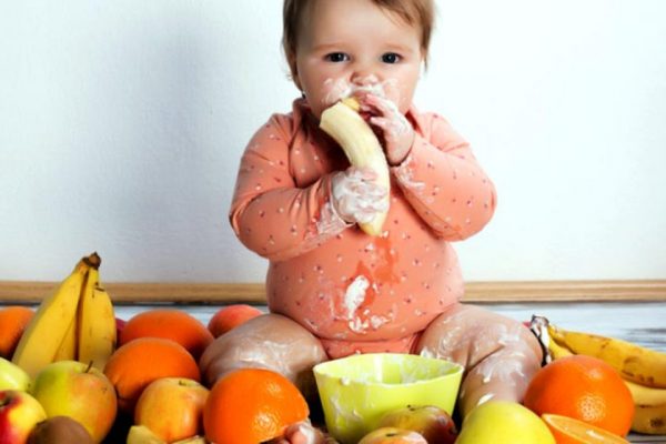 Những lưu ý khi cho trẻ em ăn trái cây, đặc biệt là vào mùa đông