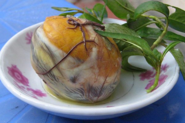 Những món ăn Việt khiến du khách nước ngoài cảm thấy xa lạ và e dè